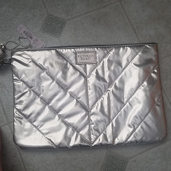 Set of 2: Victoria's Secret Rose Gold Zipper Bags - Picture 2 of 3